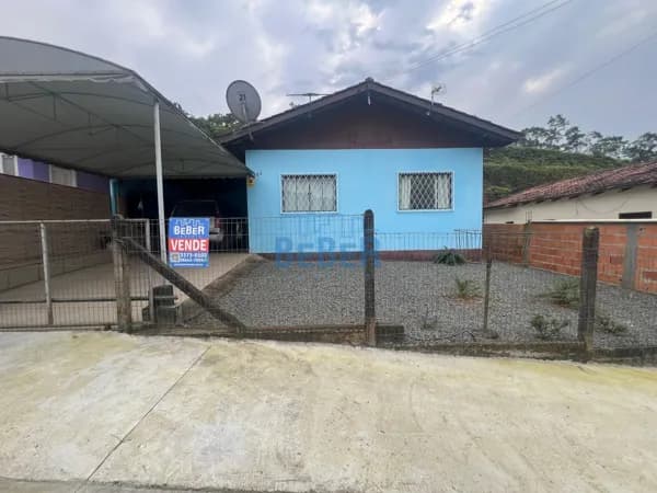 Casa com 3 quartos no bairro Caixa d´Água em Guaramirim