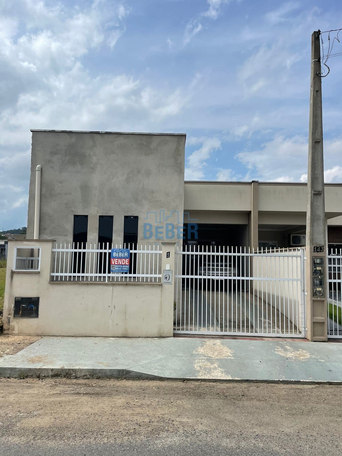 Casa em Guaramirim - Rio Branco