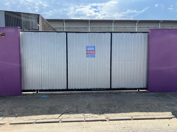 Lote murado no bairro Avaí em Guaramirim