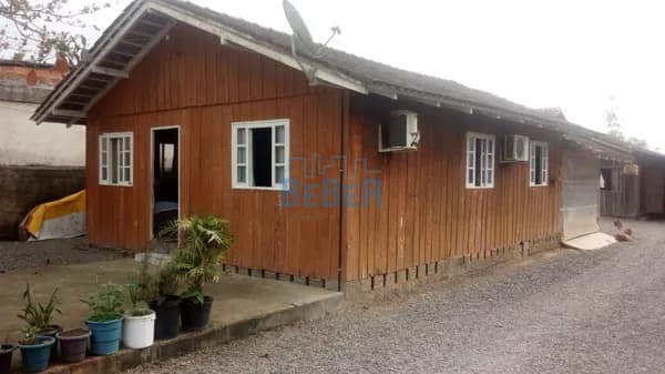 Casa em Guaramirim - Imigrantes