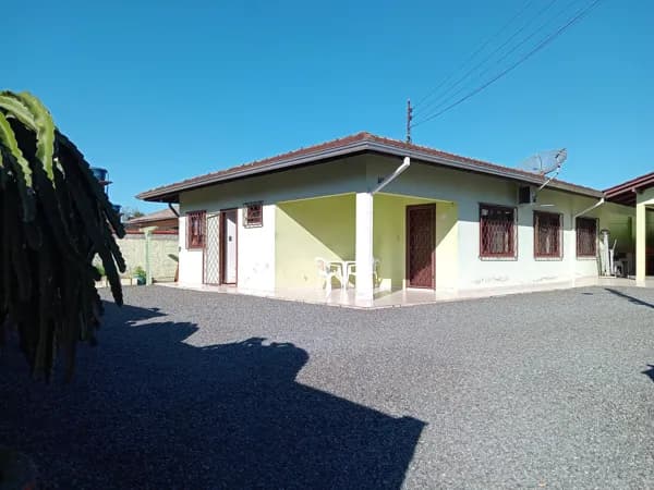 Casa em Guaramirim - Avaí