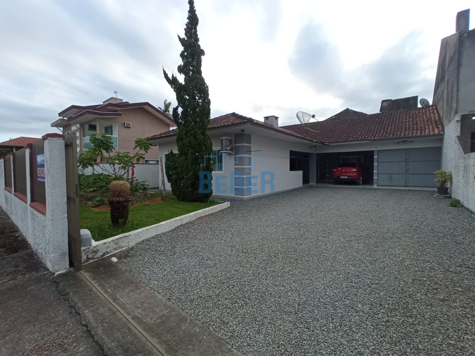 Casa em Guaramirim - Escolinha