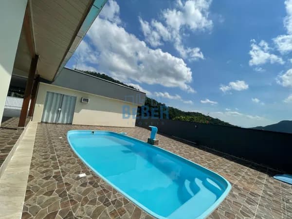 Casa em Guaramirim - Vila Amizade