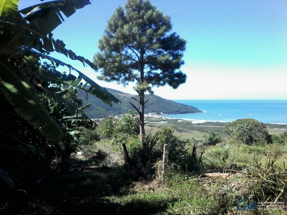 Casa à venda no bairro Pântano do Sul em Florianópolis/SC