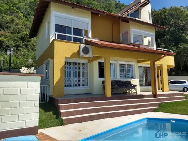 Casa à venda no bairro Pântano do Sul em Florianópolis/SC