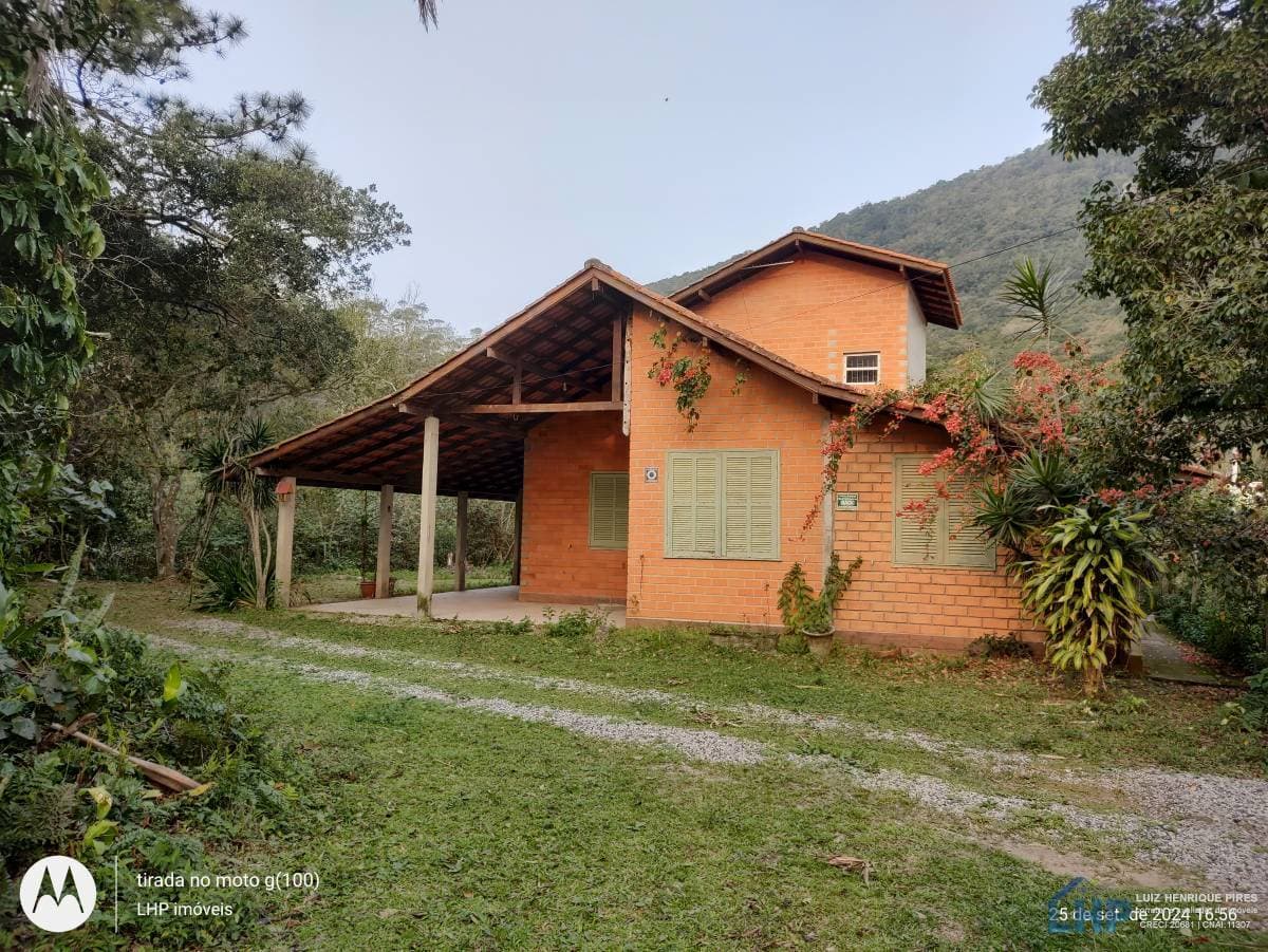 Casa à venda no bairro Armação do Pântano do Sul em Florianópolis/SC