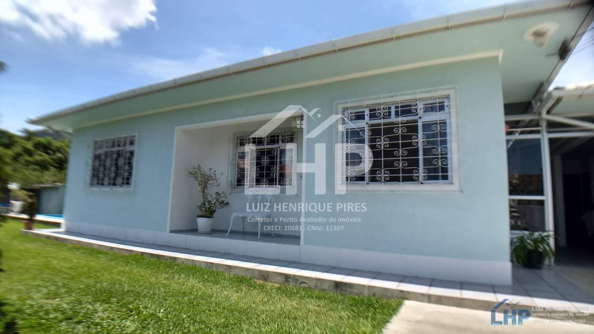 Casa à venda no bairro Ribeirão da Ilha em Florianópolis/SC