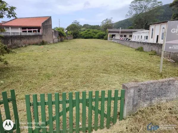 Terreno à venda no bairro Armação do Pântano do Sul em Florianópolis/SC