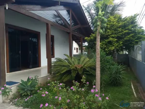 Casa à venda no bairro Campeche em Florianópolis/SC