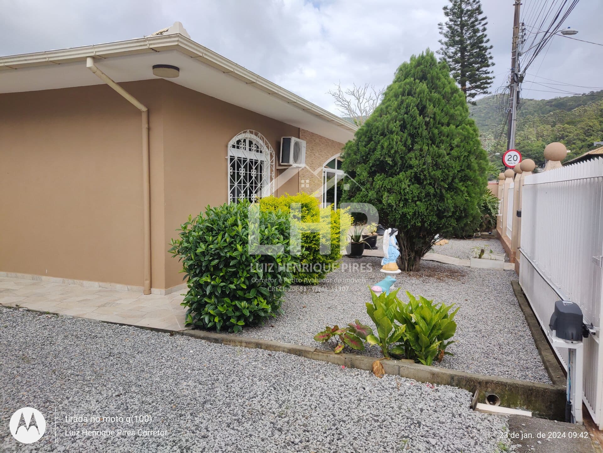 Casa em Florianópolis - Armação do Pântano do Sul