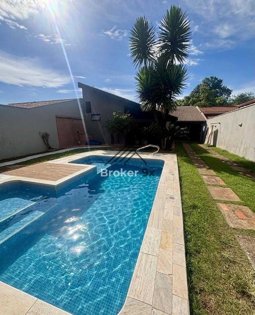 Linda Casa ã venda, bairro Jardim Imperador, Araraquara SP