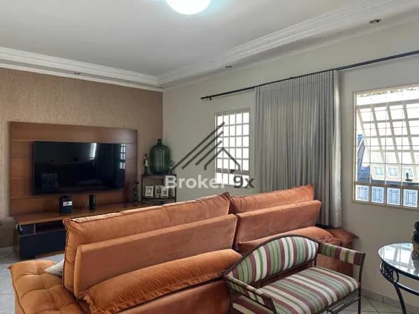 Casa à venda, bairro Vila Harmonia, Araraquara/SP