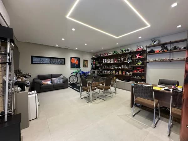 🏡 Casa Térrea com Subsolo Gourmet à Venda – Alphaville Manaus 4