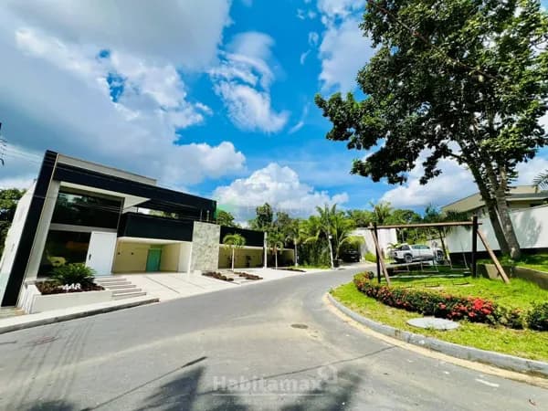 Mansão Triplex mobiliada no Reserva do Parque – Luxo e Exclusividade na Ponta Negra!