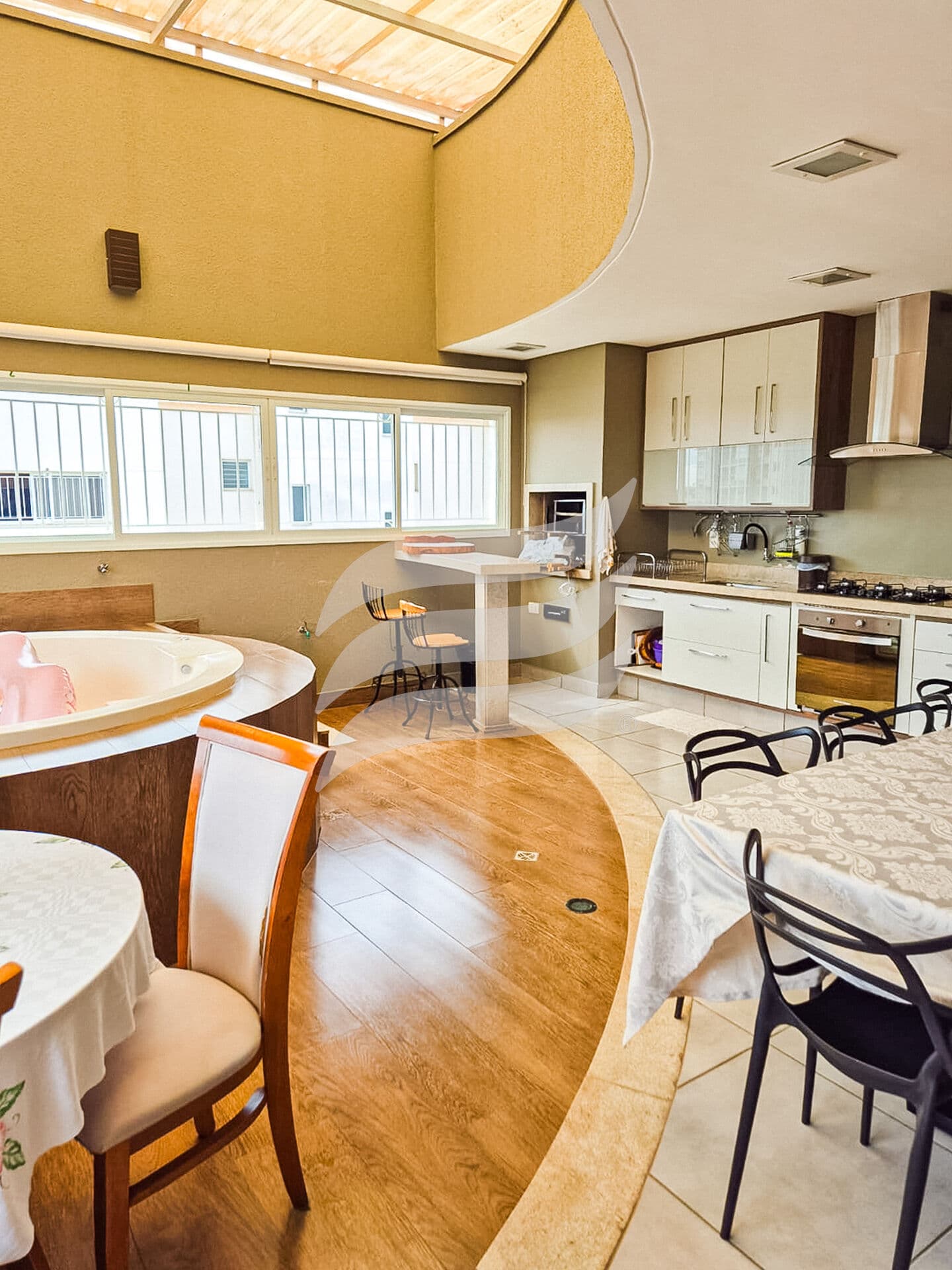 Apartamento Cobertura à venda no bairro Parque Baguaçu, Araçatuba/SP