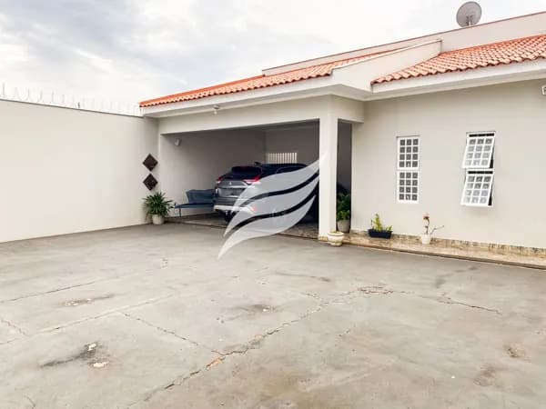 Casa à venda no bairro Ipanema em Araçatuba/SP