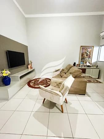 Casa à venda – Excelente localização em Araçatuba