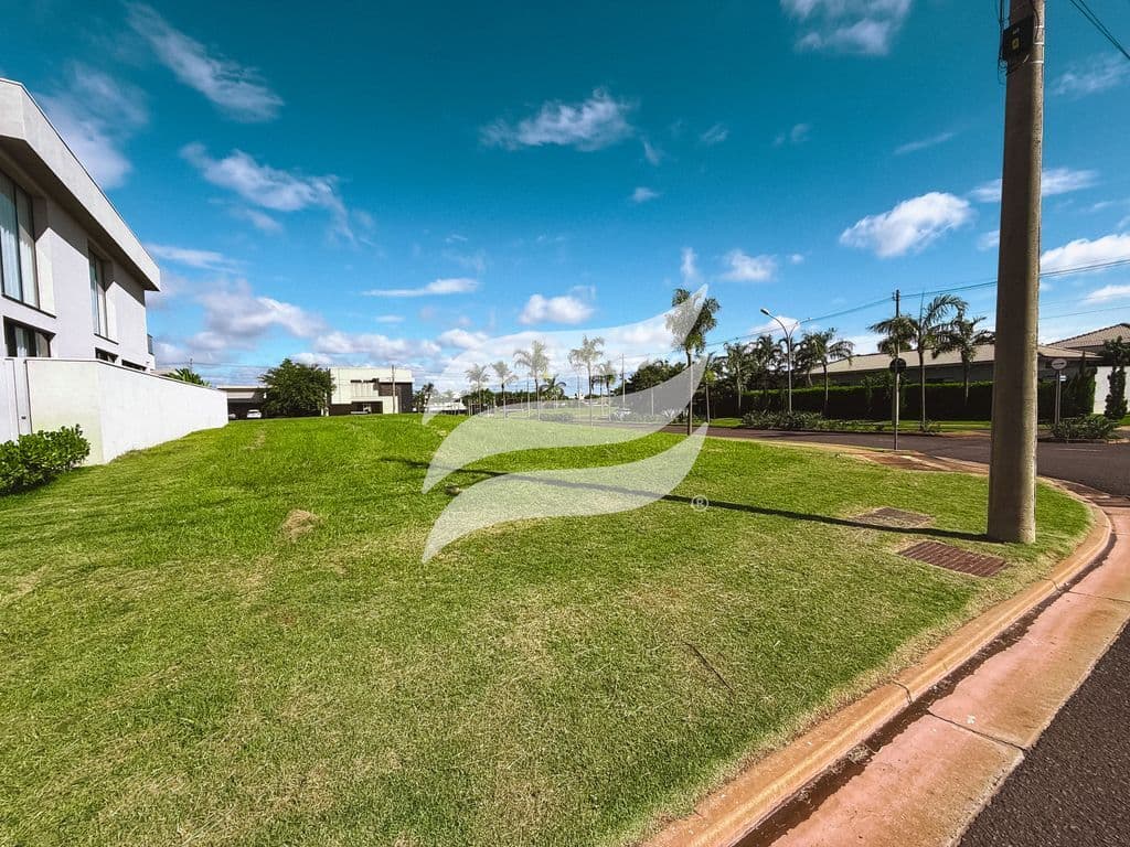 Lote de 514 m² à venda no Condomínio Alphaville em Araçatuba
