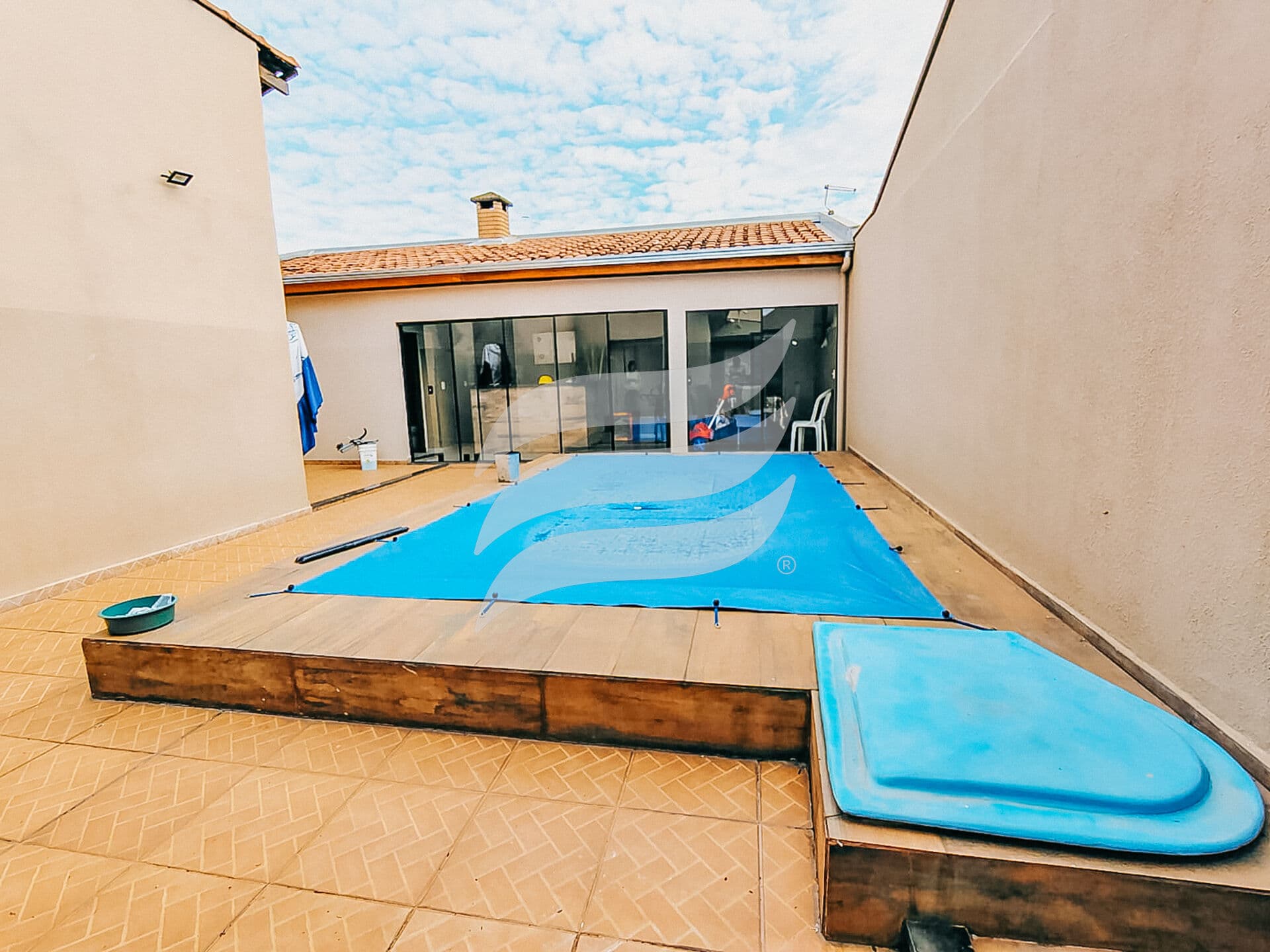 Casa 03 quartos e com piscina à venda no bairro Vila Alba, Araçatuba/SP
