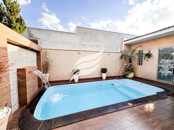 Casa 3 suítes e com piscina à venda no Condomínio Mansour em Araçatuba