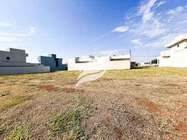 Lote de 225 m² à venda no Condomínio Costa Home em Araçatuba