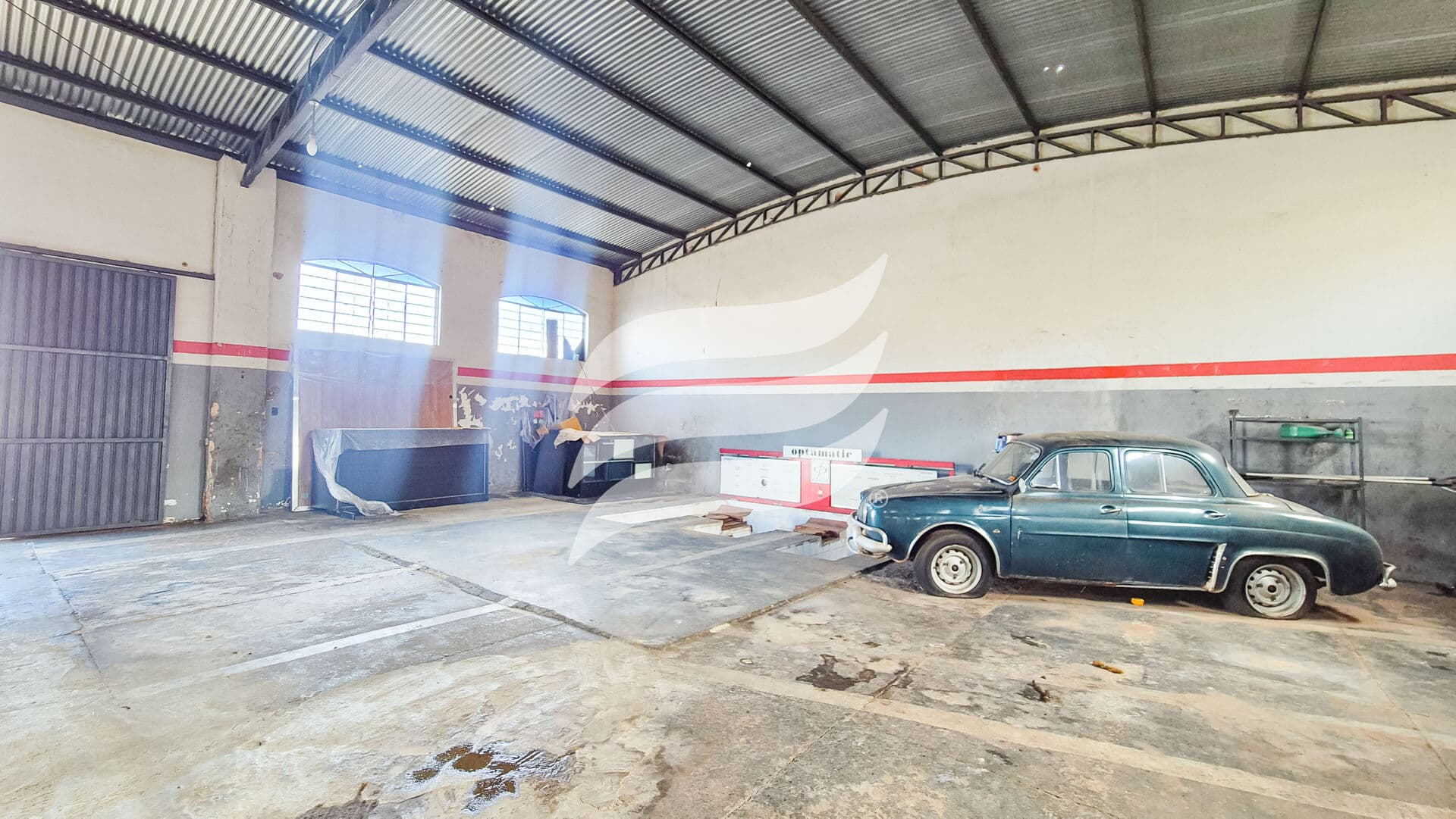 Galpão Comercial amplo à venda no bairro Vila Industrial em Araçatuba