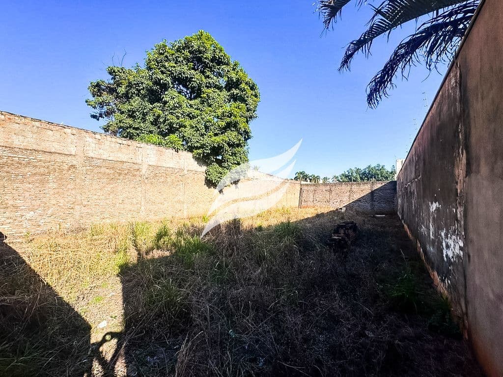 Terreno 250 m² à venda no bairro Jardim Nova Yorque em Araçatuba