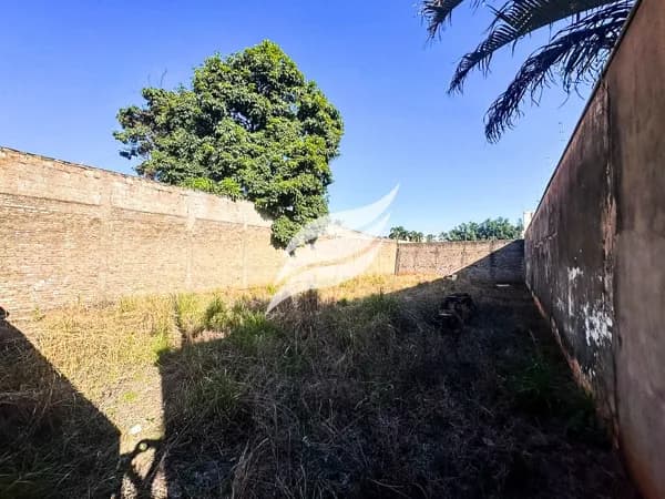 Terreno 250 m² à venda no bairro Jardim Nova Yorque em Araçatuba
