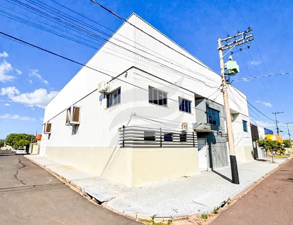 Ponto Comercial de 668 m² à venda no bairro Primavera