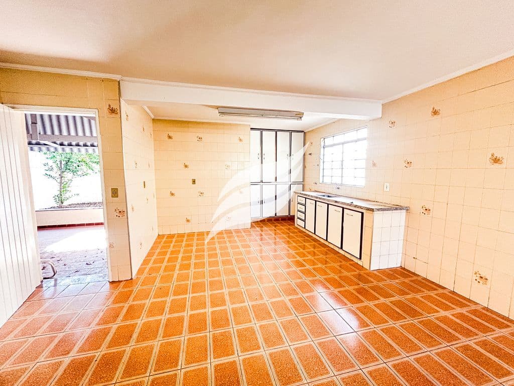 Casa 3 quartos à venda no Bairro Casa Nova em Araçatuba