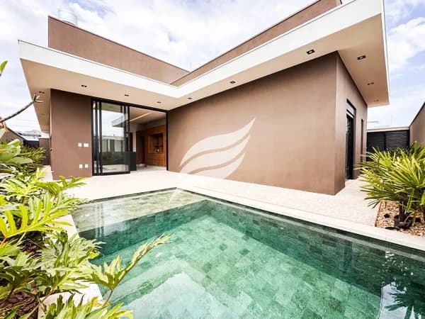 Casa com 03 suítes e piscina à venda no condomínio Royal Boulevard