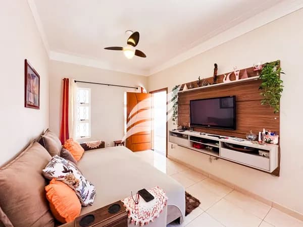 Casa 3 quartos e com piscina à venda no bairro Jardim Aclimação em Araçatuba