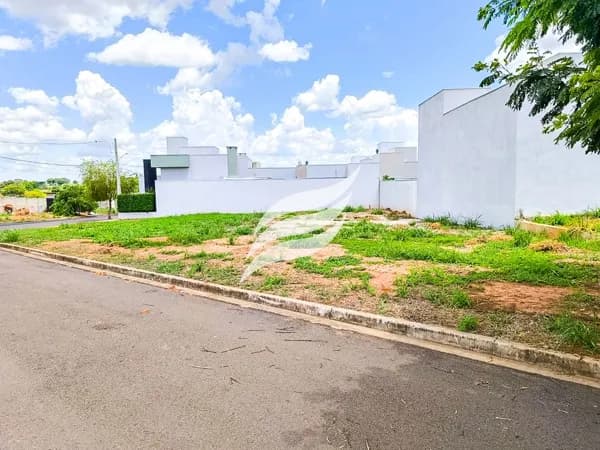 Lote 389 m² à venda no Condomínio Mansour em Araçatuba