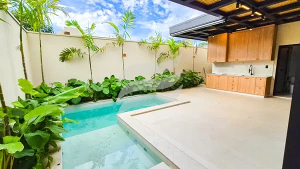 Casa 3 suítes com piscina à venda no condomínio Green Park em Araçatuba