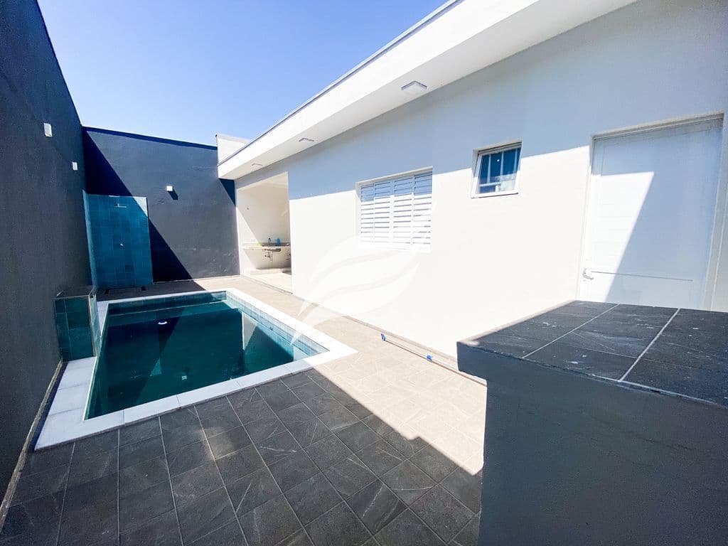 Casa 3 quartos e piscina à venda no Jardim Etemp em Araçatuba