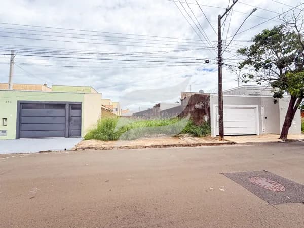 Terreno de 250 m² à venda no bairro Concórdia III, Araçatuba/SP