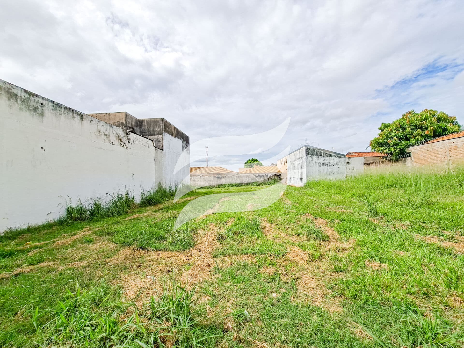 Terreno de 253 m² à venda no bairro Concórdia II, Araçatuba/SP