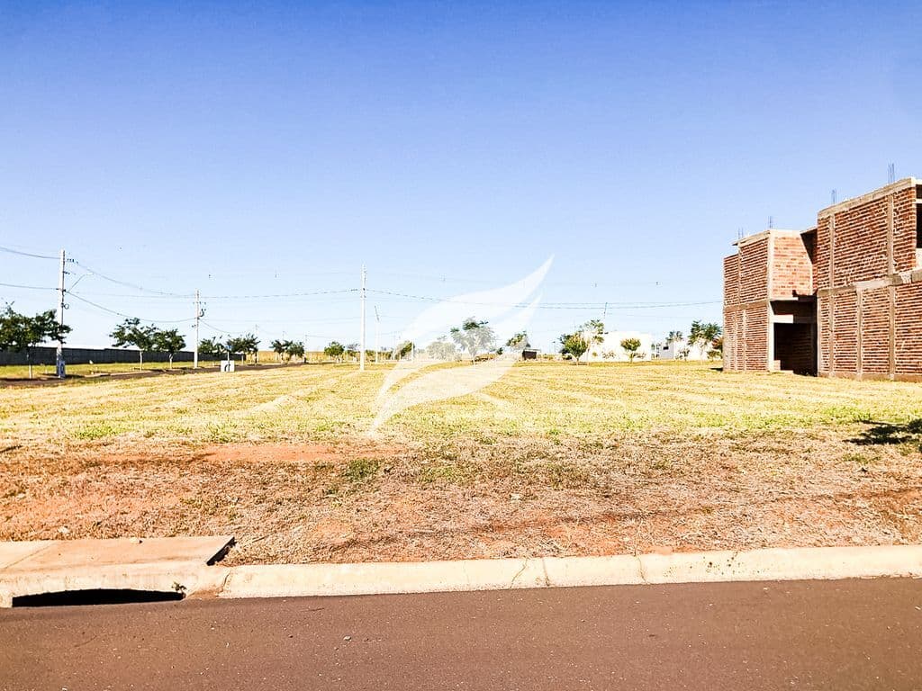 Lote de 233 m² à venda no Condomínio Vila Madalena 2 em Araçatuba