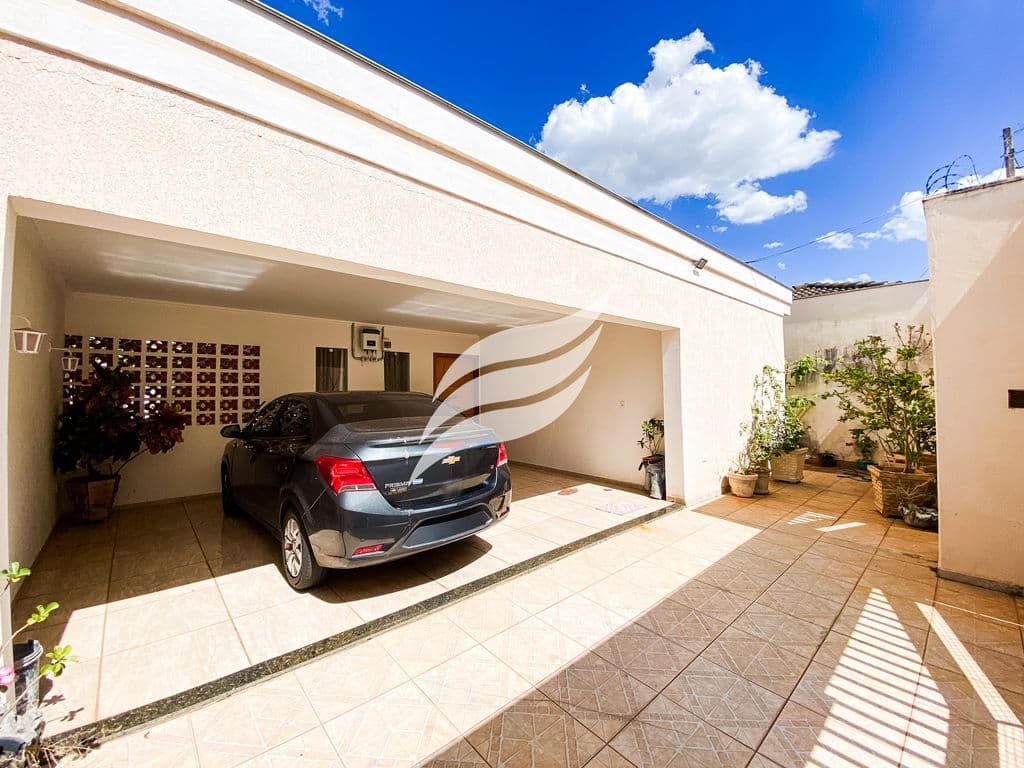 Casa 3 quartos à venda no bairro Ipanema em Araçatuba