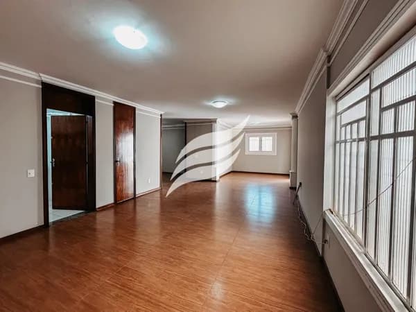 Casa 5 quartos à venda no bairro Vila Mendonça em Araçatuba