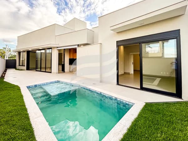 Casa 03 suítes e com piscina à venda no Condomínio Vila Toscana, Araçatuba/SP