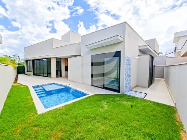 Casa 03 suítes e com piscina à venda no Condomínio Vila Toscana, Araçatuba/SP