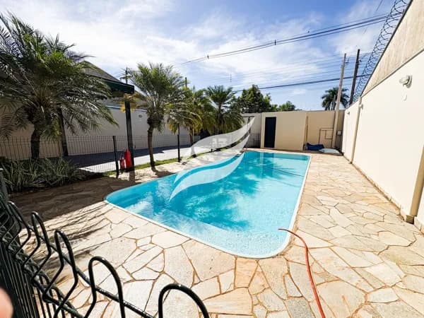 Casa com piscina à venda no Bairro Ipanema em Araçatuba