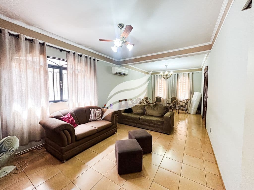 Casa 5 quartos à venda no bairro Dona Amélia em Araçatuba