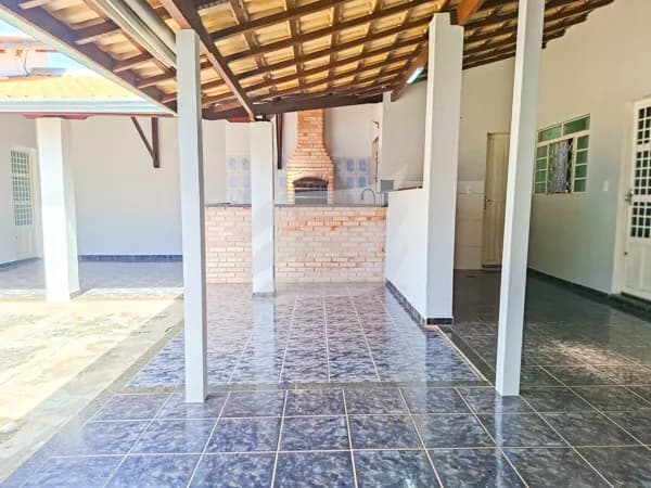 Casa 02 quartos e com churrasqueira à venda no bairro Umuarama, Araçatuba/SP