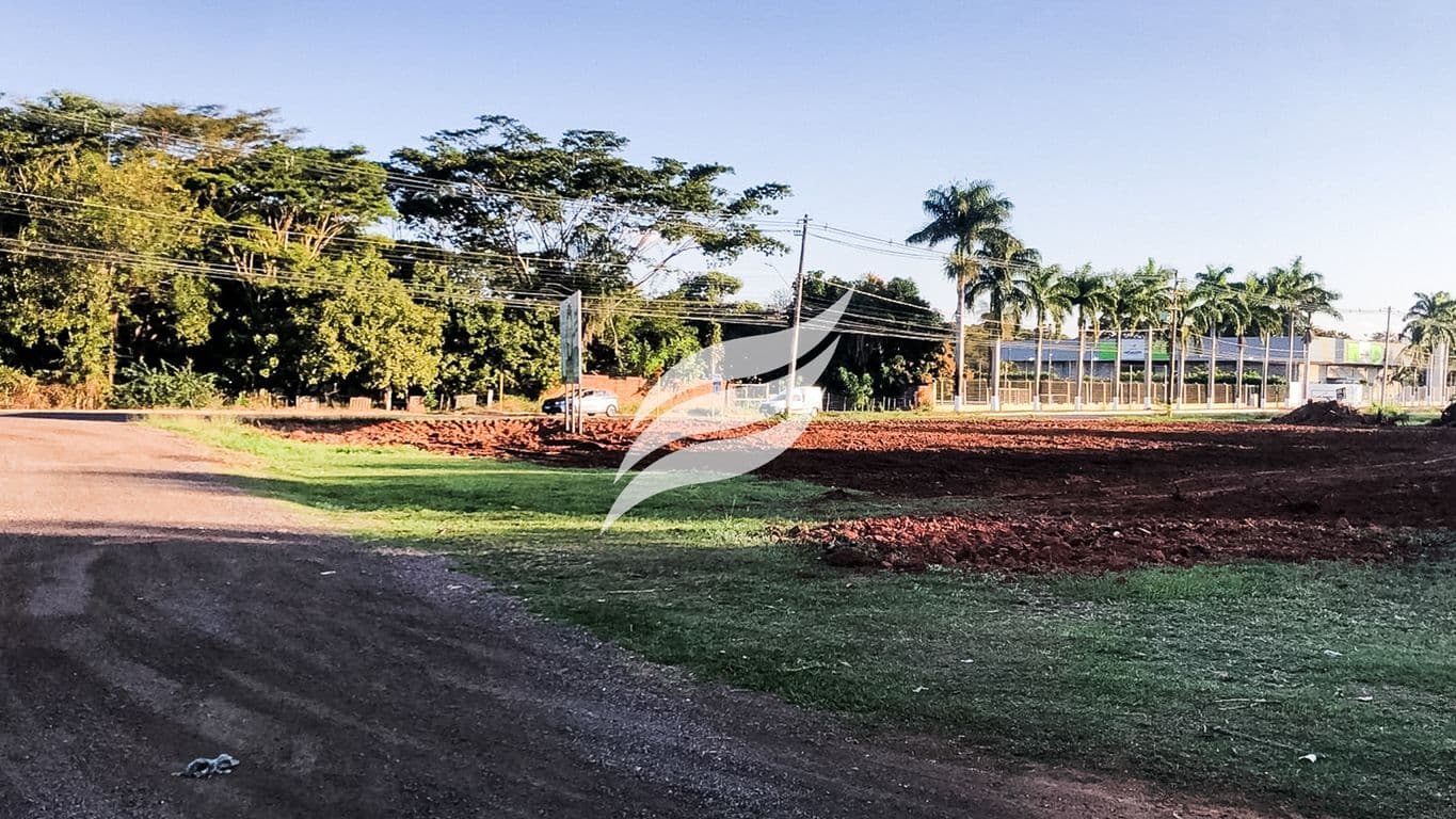 Terreno de 2.300 m² à venda no Bairro Chácaras Califórnia