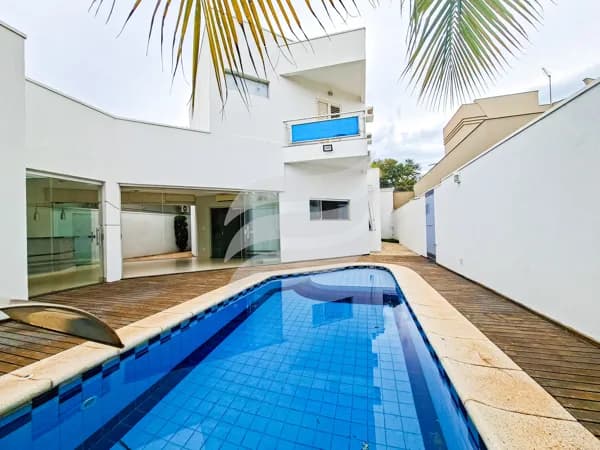 Casa com 3 quartos e piscina à venda no condomínio Habiana 1 em Araçatuba