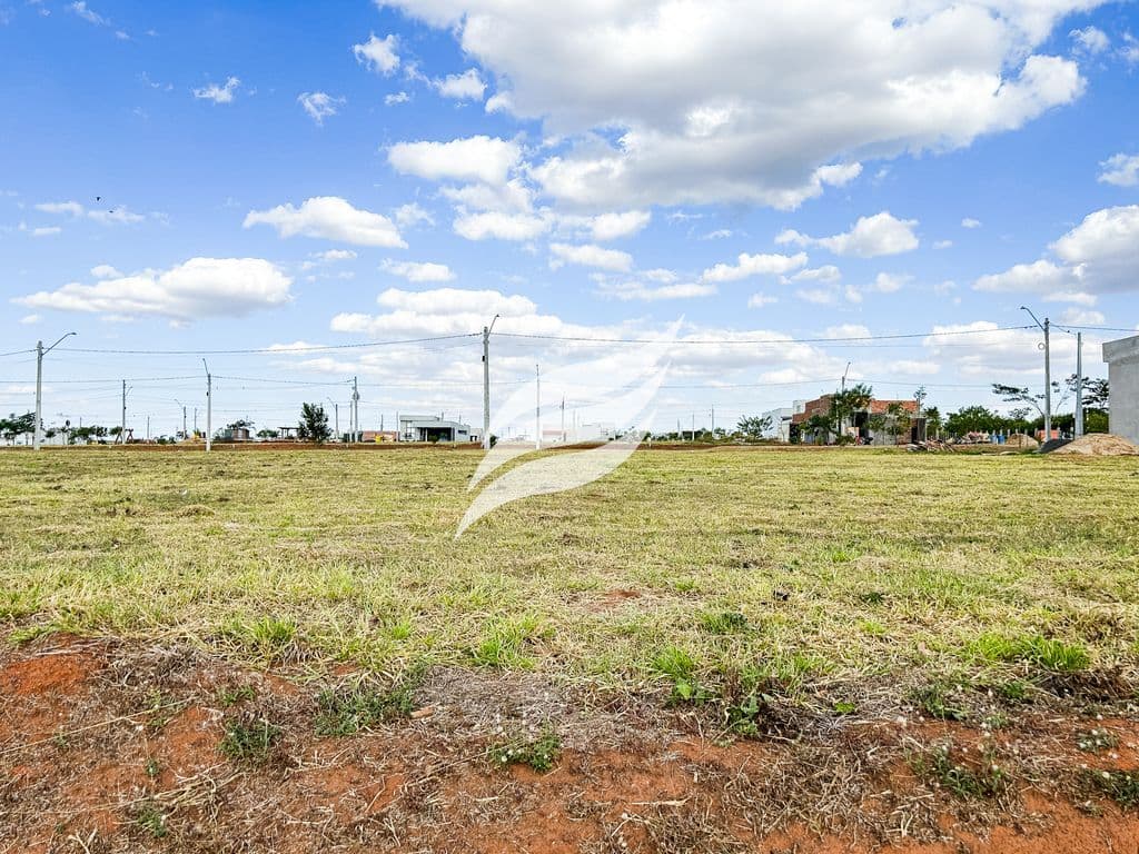 Lote de 200 m² à venda no Condomínio Vila Madalena em Araçatuba