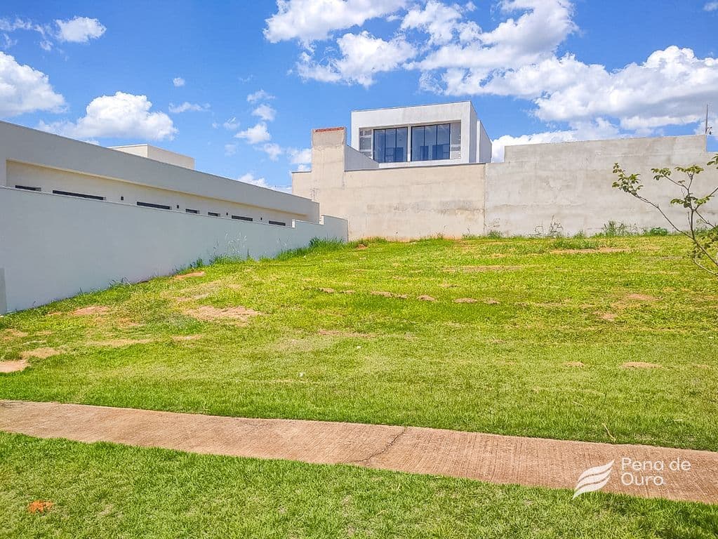 Lote 420 m² à venda no Condomínio Royal Boulevard em Araçatuba