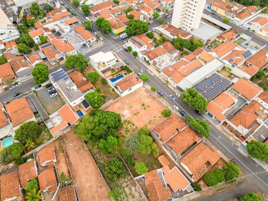 Área Comercial 1.200 m² à venda no Bairro Vila Mendonça em Araçatuba